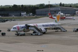 duesseldorf-flughafen-flughafen-flugzeuge-2-089