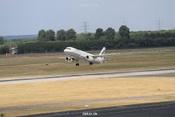 duesseldorf-flughafen-flughafen-flugzeuge-2-097