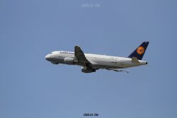 duesseldorf-flughafen-flughafen-flugzeuge-2-112