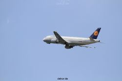 duesseldorf-flughafen-flughafen-flugzeuge-2-113