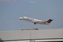 duesseldorf-flughafen-flughafen-flugzeuge-2-120