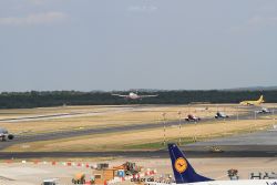 duesseldorf-flughafen-flughafen-flugzeuge-2-141