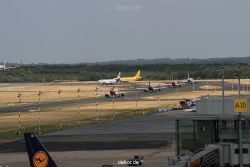 duesseldorf-flughafen-flughafen-flugzeuge-2-155