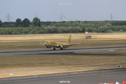 duesseldorf-flughafen-flughafen-flugzeuge-2-159