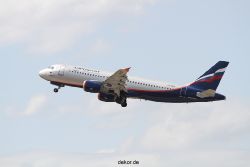 duesseldorf-flughafen-flughafen-flugzeuge-2-213