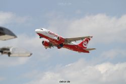 duesseldorf-flughafen-flughafen-flugzeuge-2-227