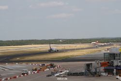duesseldorf-flughafen-flughafen-flugzeuge-2-272