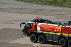 duesseldorf-flughafen-flughafen-rollfeld-023
