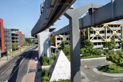 duesseldorf-flughafen-flughafen-sky-train-006