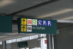 duesseldorf-flughafen-flughafen-004
