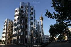 duesseldorf-medienhafen-medienhafen-gehry-bauten-020
