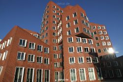 duesseldorf-medienhafen-medienhafen-gehry-bauten-043