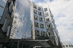 duesseldorf-medienhafen-medienhafen-gehry-bauten-058
