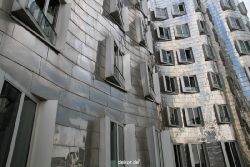 duesseldorf-medienhafen-medienhafen-gehry-bauten-059