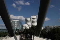 duesseldorf-medienhafen-medienhafen-gehry-bauten-068