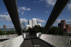 duesseldorf-medienhafen-medienhafen-gehry-bauten-069
