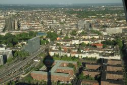 duesseldorf-medienhafen-medienhafen-rheinturm-027