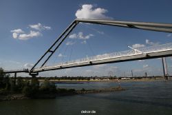 duesseldorf-medienhafen-medienhafen3-083