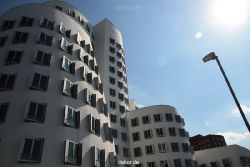 duesseldorf-medienhafen-medienhafen4-001
