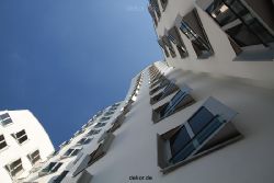 duesseldorf-medienhafen-medienhafen4-006