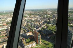 duesseldorf-medienhafen-rheinturm-aussicht-001