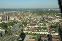 duesseldorf-medienhafen-rheinturm-aussicht-047
