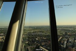 duesseldorf-medienhafen-rheinturm-aussicht-071