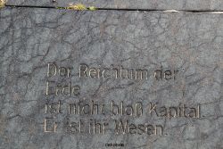 duesseldorf-medienhafen-rheinturm-026
