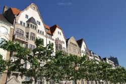 duesseldorf-altstadt-rheinpromenade2-009