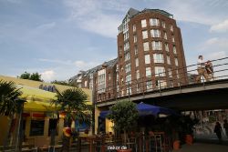 duesseldorf-altstadt-rheinpromenade2-036