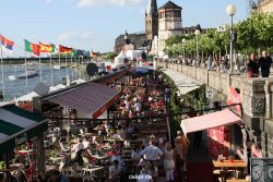 duesseldorf-altstadt-rheinpromenade2-063