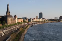 duesseldorf-altstadt-rheinpromenade2-067