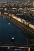 duesseldorf-altstadt-rheinpromenade-von-oben-006_tn