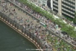 duesseldorf-altstadt-rheinpromenade-von-oben-014_tn