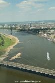 duesseldorf-altstadt-rheinpromenade-von-oben-019