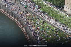 duesseldorf-altstadt-rheinpromenade-von-oben-021