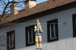 duesseldorf-saeulenheilige-vater-und-sohn-006