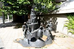 neuss-innenstadt-skulptur-001