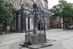 neuss-quirinus-muenster-aussen-003