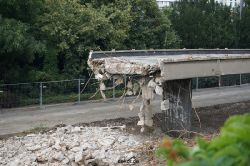 wuppertal-doeppersberg-umbau-busauffahrt-abriss-4-021
