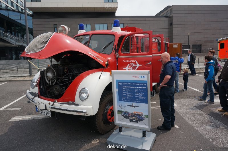 duesseldorf-luftfahrttag-2013-fahrzeuge-033
