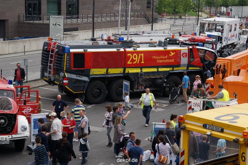 duesseldorf-luftfahrttag-2013-fahrzeuge-129