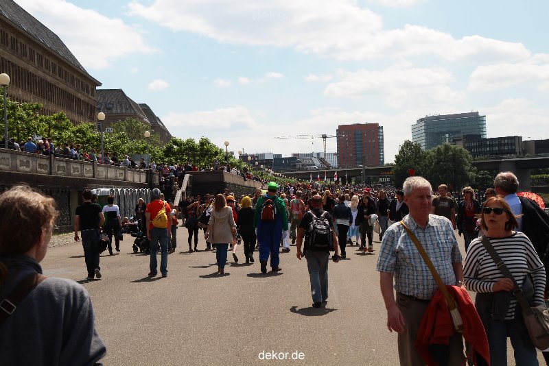 duesseldorf-japantag-2012-rheinpromenade-006