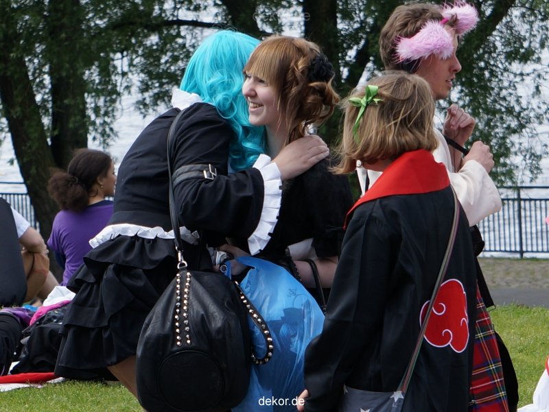duesseldorf-japantag-2013-free-hugs-020