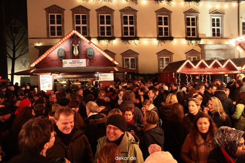weihnachtsmaerkte-2010-duesseldorf-rathausplatz-abend-011