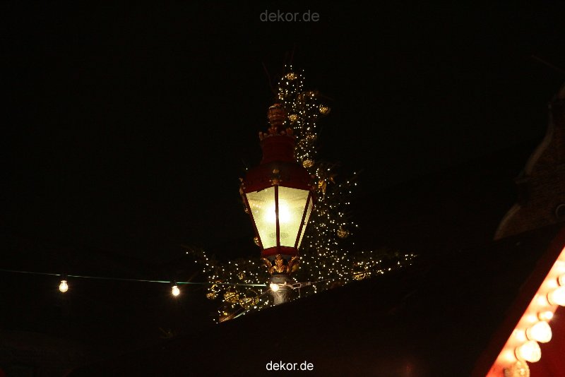 weihnachtsmaerkte-2010-duesseldorf-rathausplatz-abend-026