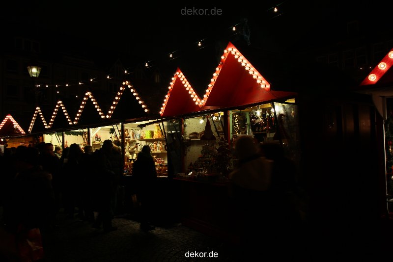weihnachtsmaerkte-2010-duesseldorf-rathausplatz-abend-048