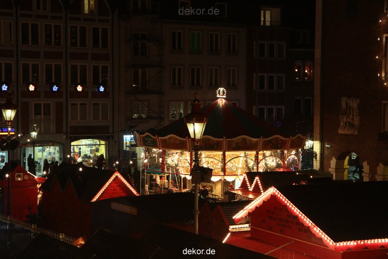 weihnachtsmaerkte-2010-duesseldorf-rathausplatz-abend-071