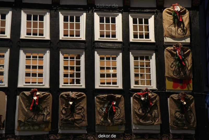 weihnachtsmaerkte-2010-hattingen-altstadt-frau-holle-006
