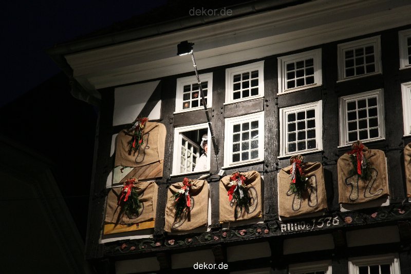 weihnachtsmaerkte-2010-hattingen-altstadt-frau-holle-025